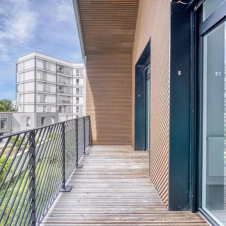 Maison Duplex Moderne Avec Parking Et Terrasse Bordeaux