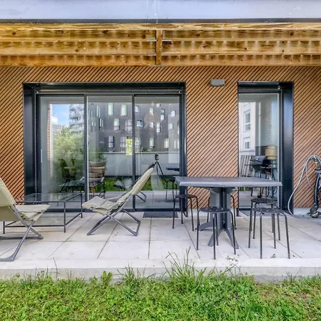 Ferienhaus Maison Duplex Moderne Avec Parking Et Terrasse Bordeaux